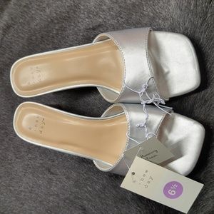 6.5 ladies silver heels sandals a new day NWT
